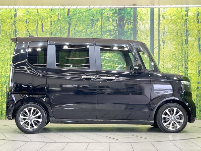 2024 Honda N-BOX CUSTOM 6BA-JF5 (UW-6a238fc50a205)[18]