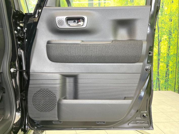 2024 Honda N-BOX CUSTOM 6BA-JF5 (UW-6a238fc50a205)[16]