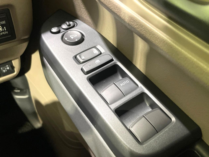 2025 Honda N-BOX Joy 6BA-JF5 (UW-6a238fc9c1dc2)[26]
