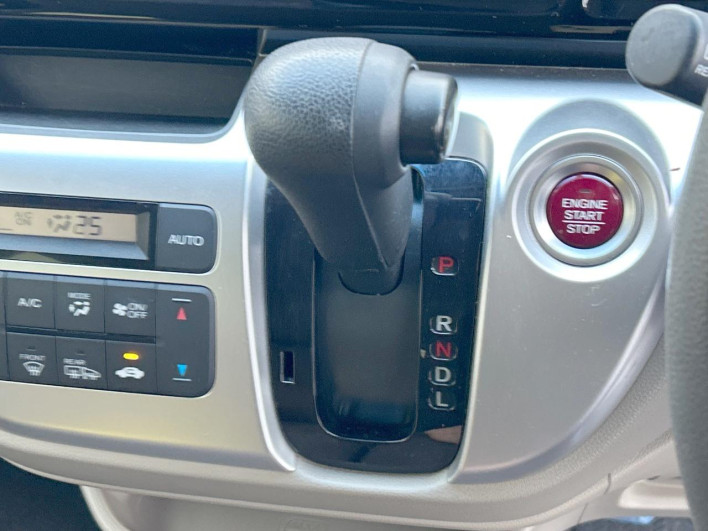 2018 Honda N-WGN DBA-JH1 (UW-6a238fd3b731c)[13]