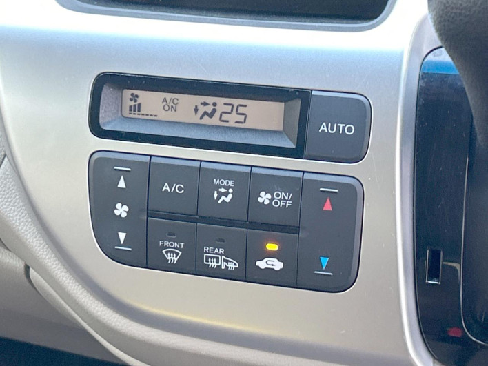 2018 Honda N-WGN DBA-JH1 (UW-6a238fd3b731c)[12]