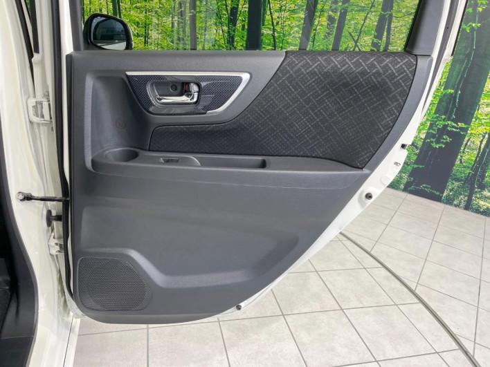 2015 Honda N-WGN Custom DBA-JH1 (UW-6a238fd438524)[28]