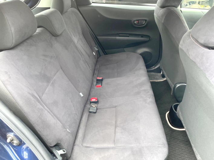 2013 Toyota Vitz DBA-KSP130 (UW-6a238fe751360)[26]