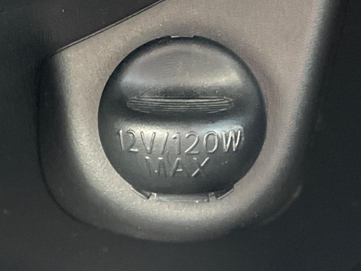 2013 Toyota Vitz DBA-KSP130 (UW-6a238fe751822)[29]