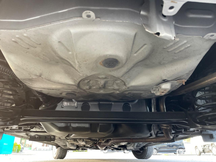 2013 Toyota Vitz DBA-KSP130 (UW-6a238fe751822)[19]
