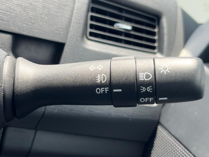2011 Subaru Stella DBA-LA100F (UW-6a238fef59c5f)[23]