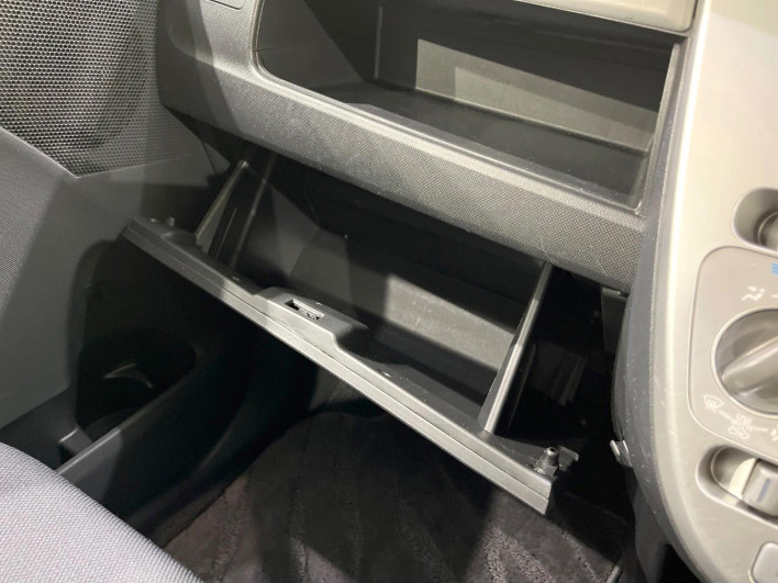 2014 Daihatsu Move DBA-LA100S (UW-6a238fefccb04)[23]