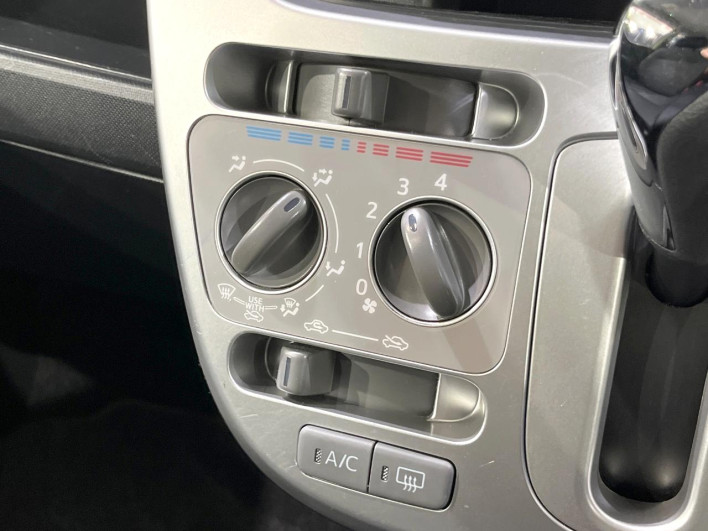 2014 Daihatsu Move DBA-LA100S (UW-6a238fefccb04)[25]