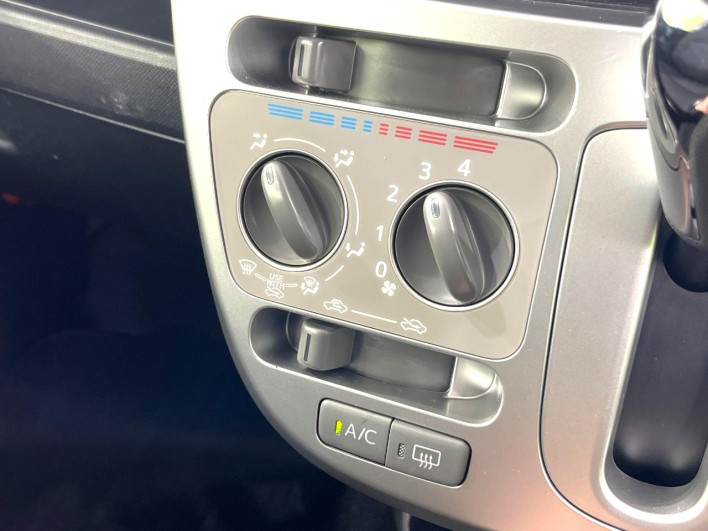 2014 Daihatsu Move DBA-LA110S (UW-6a238ff0253f8)[23]