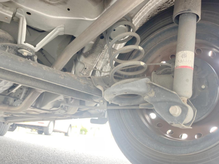 2017 Daihatsu Move DBA-LA150S (UW-6a238ff1b1381)[23]