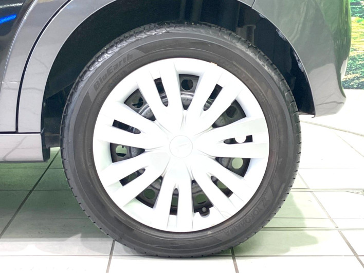 2016 Daihatsu Cast DBA-LA250S (UW-6a238ff38b6d2)[12]