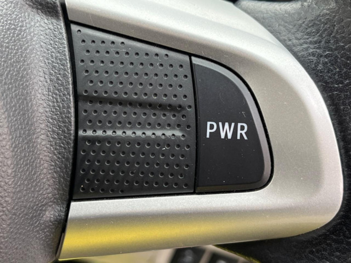 2016 Daihatsu Cast DBA-LA250S (UW-6a238ff3a0e6a)[13]