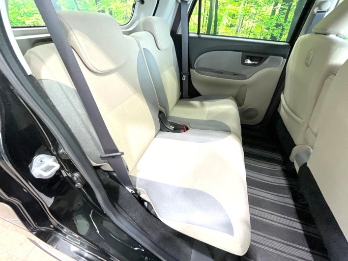2017 Daihatsu Cast DBA-LA250S (UW-6a238ff404ac0)[26]
