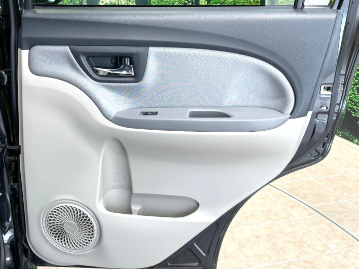 2017 Daihatsu Cast DBA-LA250S (UW-6a238ff404ac0)[6]