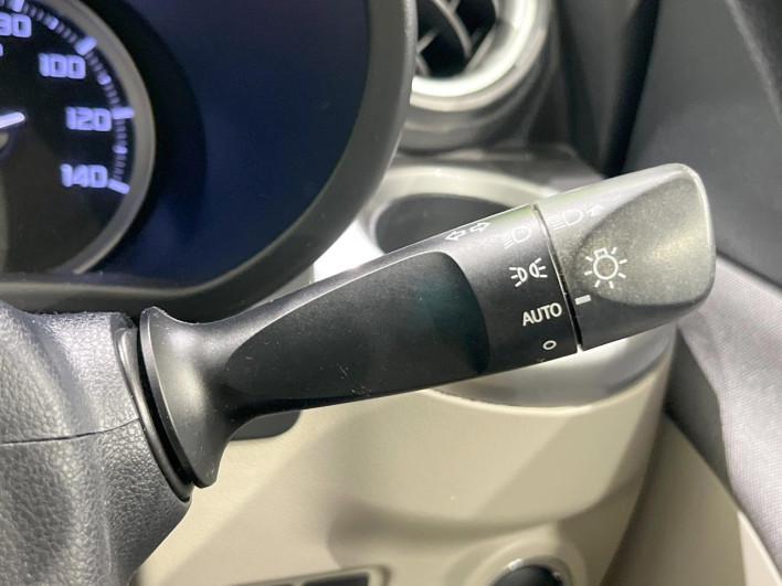2018 Daihatsu Cast DBA-LA250S (UW-6a238ff44fa4b)[29]