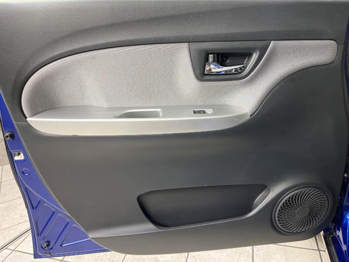 2015 Daihatsu Cast DBA-LA260S (UW-6a238ff67a386)[26]