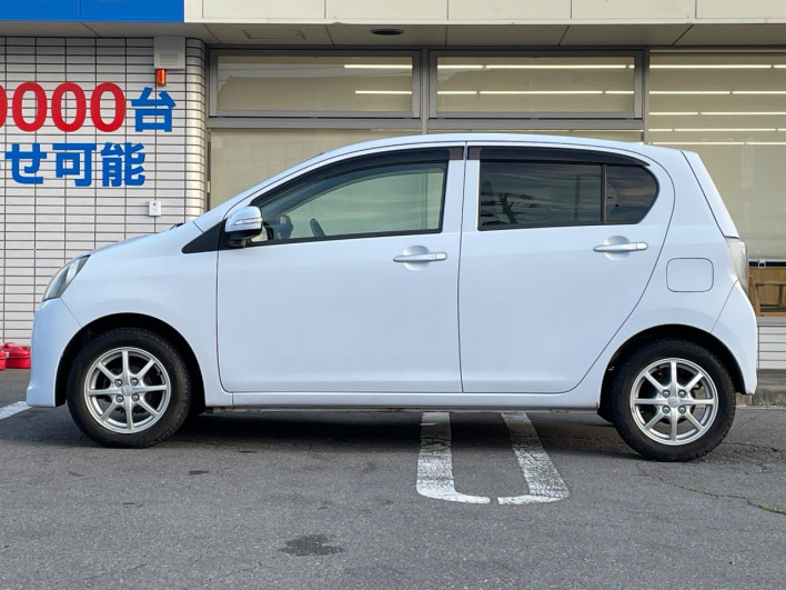 2011 Daihatsu Mirai Ease DBA-LA300S (UW-6a238ff6eb604)[4]