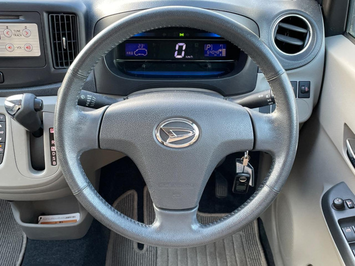 2011 Daihatsu Mirai Ease DBA-LA300S (UW-6a238ff6eb604)[22]
