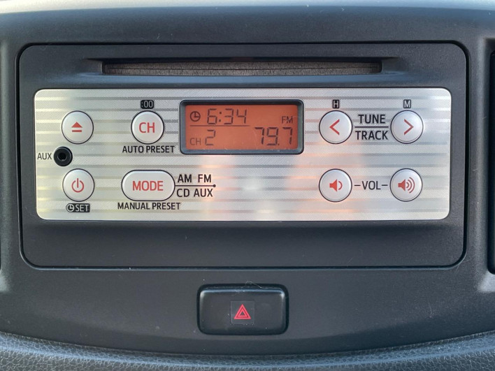 2011 Daihatsu Mirai Ease DBA-LA300S (UW-6a238ff6eb604)[27]