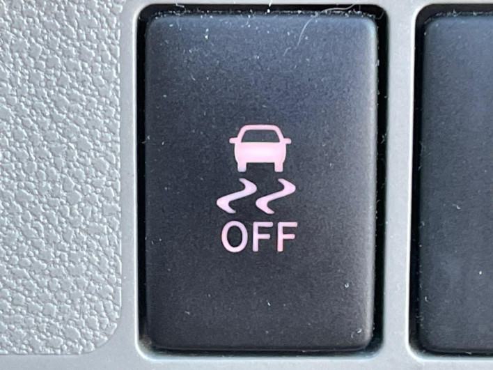 2011 Daihatsu Mirai Ease DBA-LA300S (UW-6a238ff6eb604)[25]