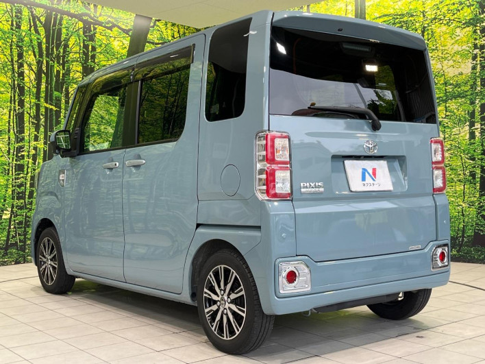 2022 Toyota Pixis Mega 3BA-LA700A (UW-6a23900acf6cd)[19]