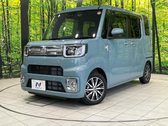 2022 Toyota Pixis Mega 3BA-LA700A (UW-6a23900acf6cd)[0]