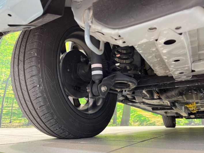2022 Toyota Pixis Mega 3BA-LA700A (UW-6a23900acf6cd)[28]