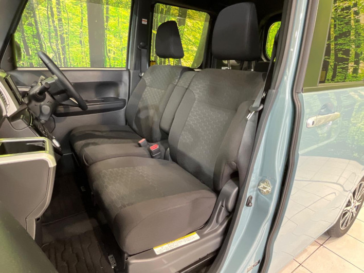 2022 Toyota Pixis Mega 3BA-LA700A (UW-6a23900acf6cd)[9]