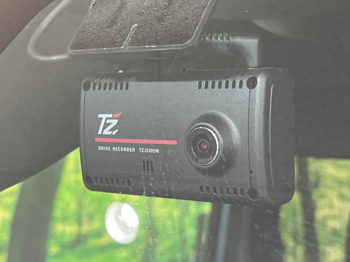 2022 Toyota Pixis Mega 3BA-LA700A (UW-6a23900acf6cd)[21]