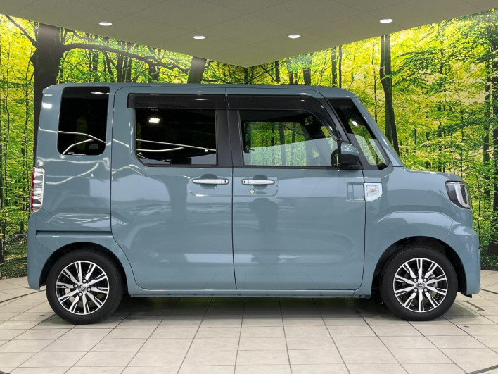 2022 Toyota Pixis Mega 3BA-LA700A (UW-6a23900acf6cd)[16]