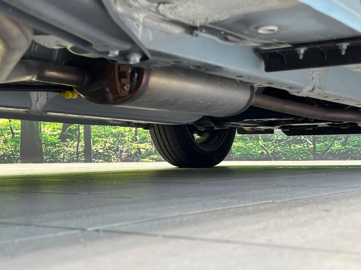 2022 Toyota Pixis Mega 3BA-LA700A (UW-6a23900acf6cd)[26]