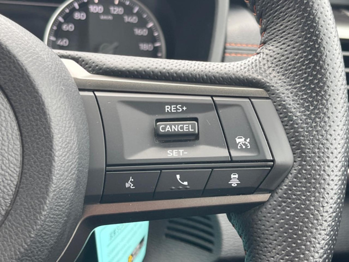 2024 Mitsubishi Triton 3DF-LC2T (UW-6a23901b27ead)[10]