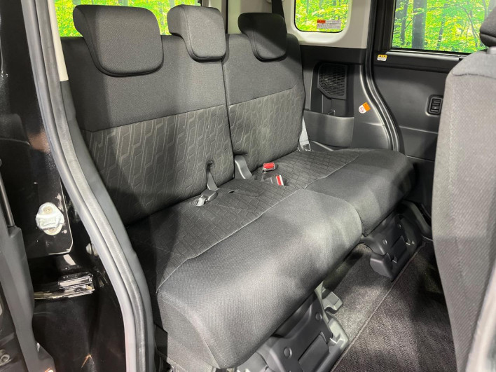2017 Toyota Roomy DBA-M900A (UW-6a23901cdea15)[19]