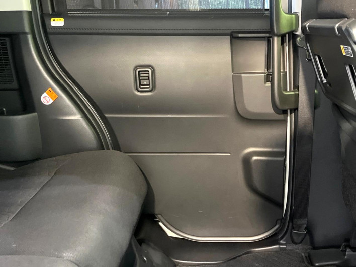 2018 Toyota TANK DBA-M900A (UW-6a23901d3f9a6)[17]