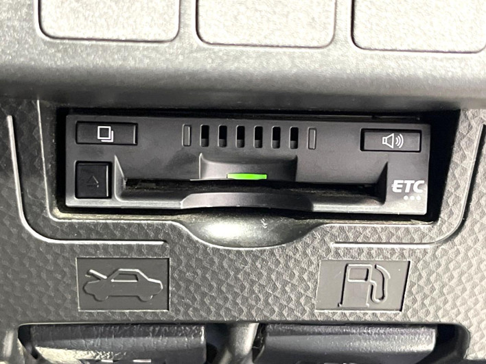 2018 Toyota TANK DBA-M900A (UW-6a23901d3f9a6)[26]