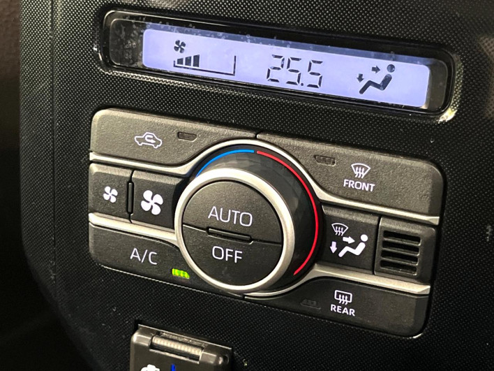 2021 Daihatsu Toll 5BA-M900S (UW-6a23902496637)[21]