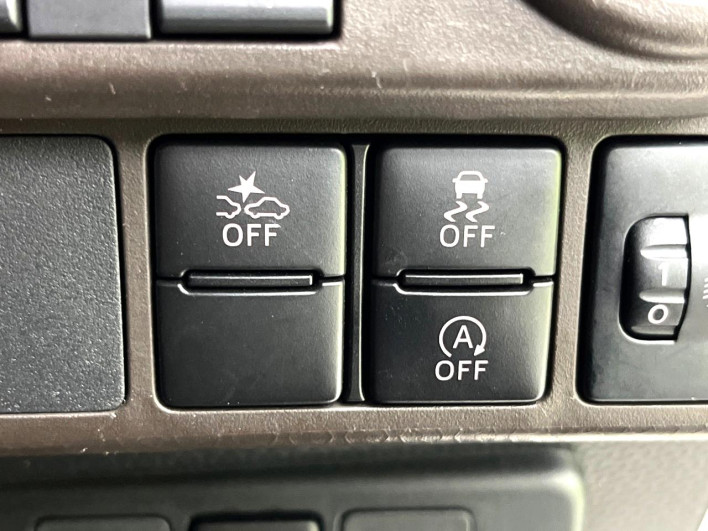 2021 Daihatsu Toll 5BA-M900S (UW-6a23902496637)[12]