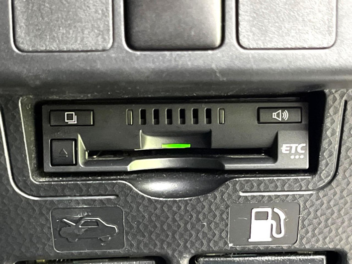 2021 Daihatsu Toll 5BA-M900S (UW-6a23902496637)[14]