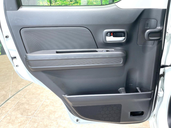 2017 Suzuki Wagon R DAA-MH55S (UW-6a23903811e63)[28]