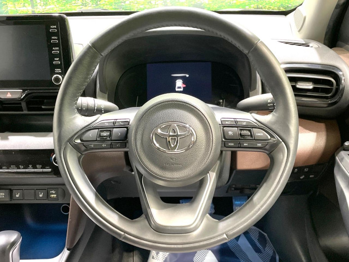 2022 Toyota Yaris Cross 6AA-MXPJ10 (UW-6a23906dd1079)[8]