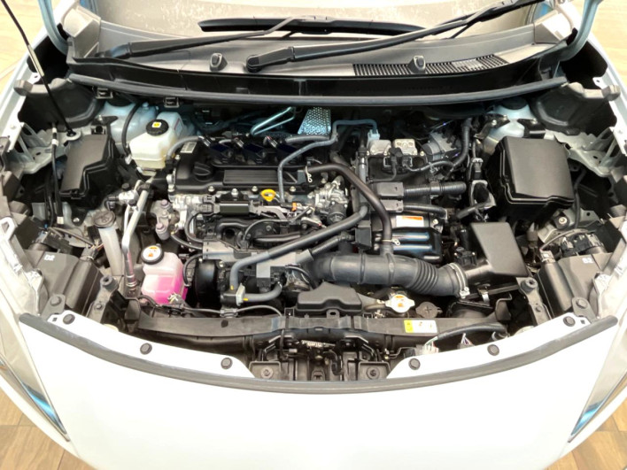 2023 Toyota Yaris Cross 6AA-MXPJ10 (UW-6a23906e70522)[4]