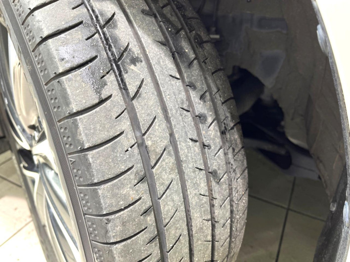 2022 Toyota Voxy 6BA-MZRA90W (UW-6a239085af378)[23]