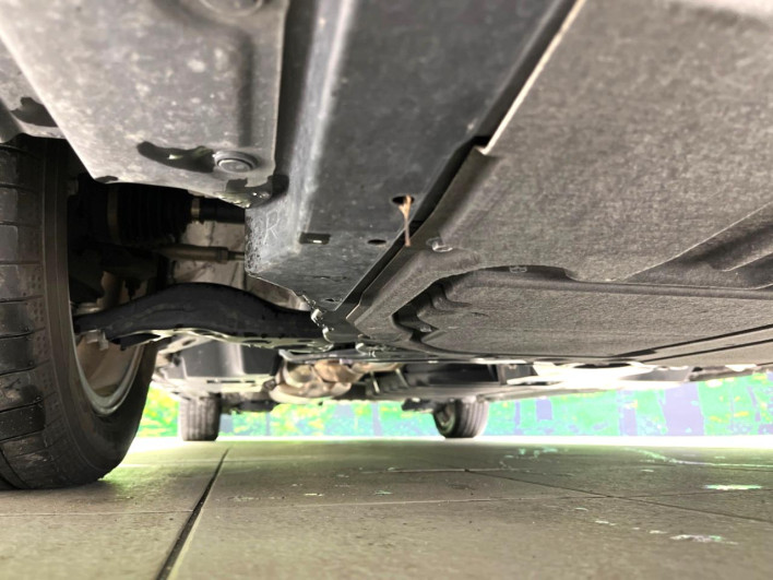 2022 Toyota Voxy 6BA-MZRA90W (UW-6a239085af378)[17]