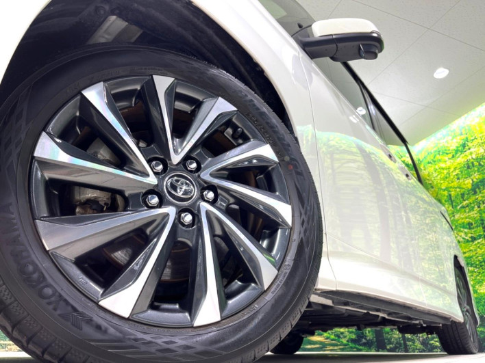 2022 Toyota Voxy 6BA-MZRA90W (UW-6a239085af378)[21]