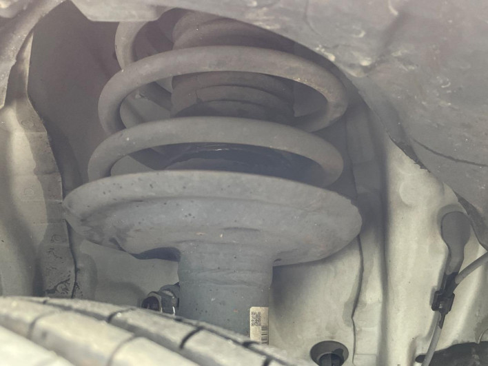 2012 Toyota Aqua DAA-NHP10 (UW-6a23908f21928)[6]