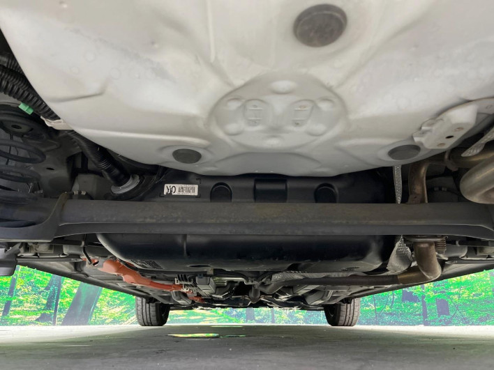2015 Toyota Aqua DAA-NHP10 (UW-6a23909024967)[7]