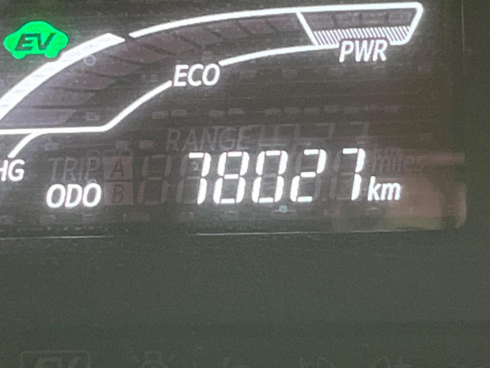2015 Toyota Aqua DAA-NHP10 (UW-6a23909024967)[2]