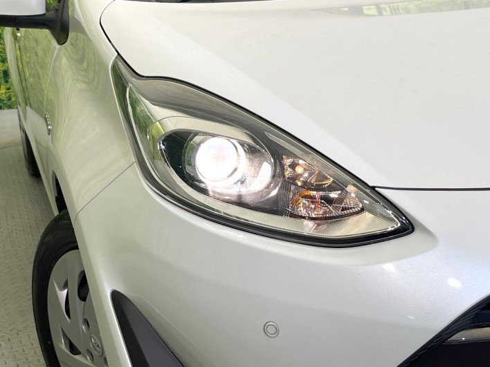 2019 Toyota Aqua DAA-NHP10 (UW-6a23909ab9323)[13]