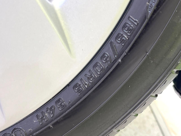 2019 Toyota Aqua DAA-NHP10 (UW-6a23909ab9323)[11]