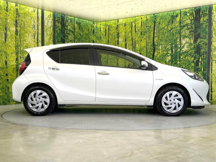 2019 Toyota Aqua DAA-NHP10 (UW-6a23909ab9323)[19]